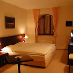 Hotel Kultura 4*