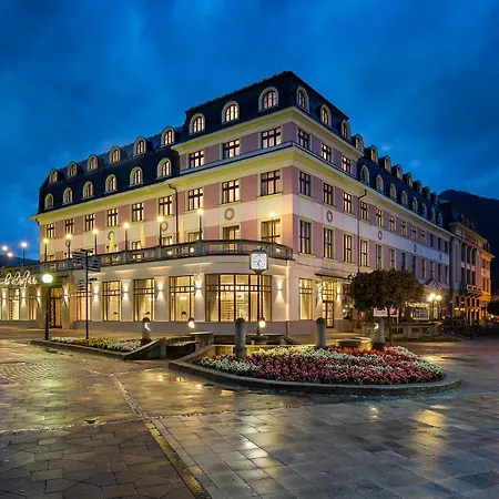 Kultura Hotel 4*