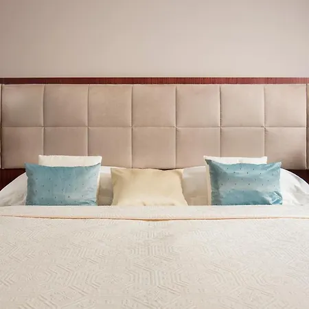 Kultura Hotel 4*