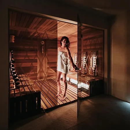 Kultura Hotel 4*