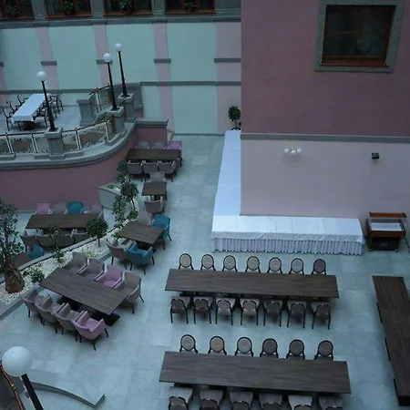 Hotel Kultura 4*