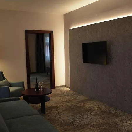 Kultura Hotel 4*