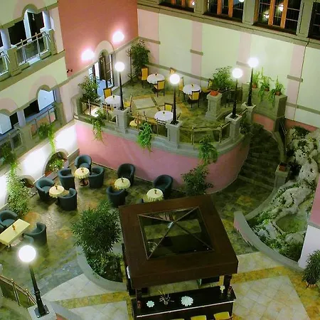 Отель Kultura 4*